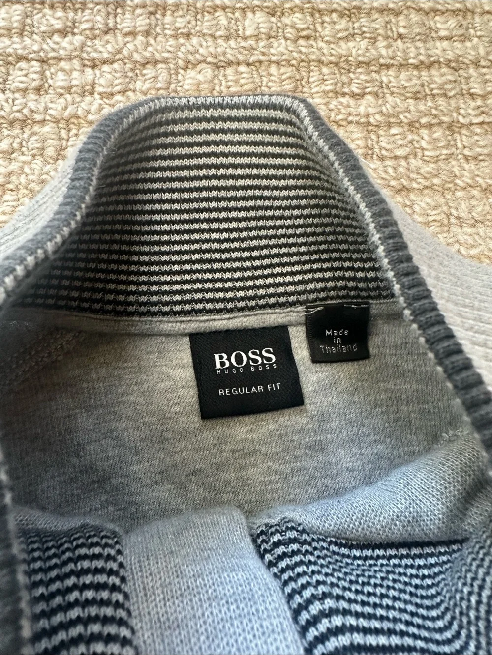 BOSS Hugo Boss Gray Knit 1/4 Snap Mock Neck Pullover Black Trim Sweater Sz M